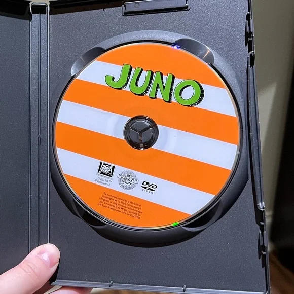 Juno Dvd - Picture 3 of 3
